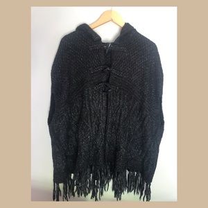 Jackson Rowe Hooded Sleeveless Poncho